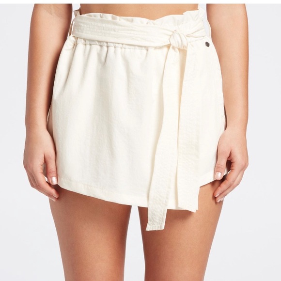 🆕 Calia Journey Trapunto Paperbag Skort, Unbleached - Picture 1 of 8